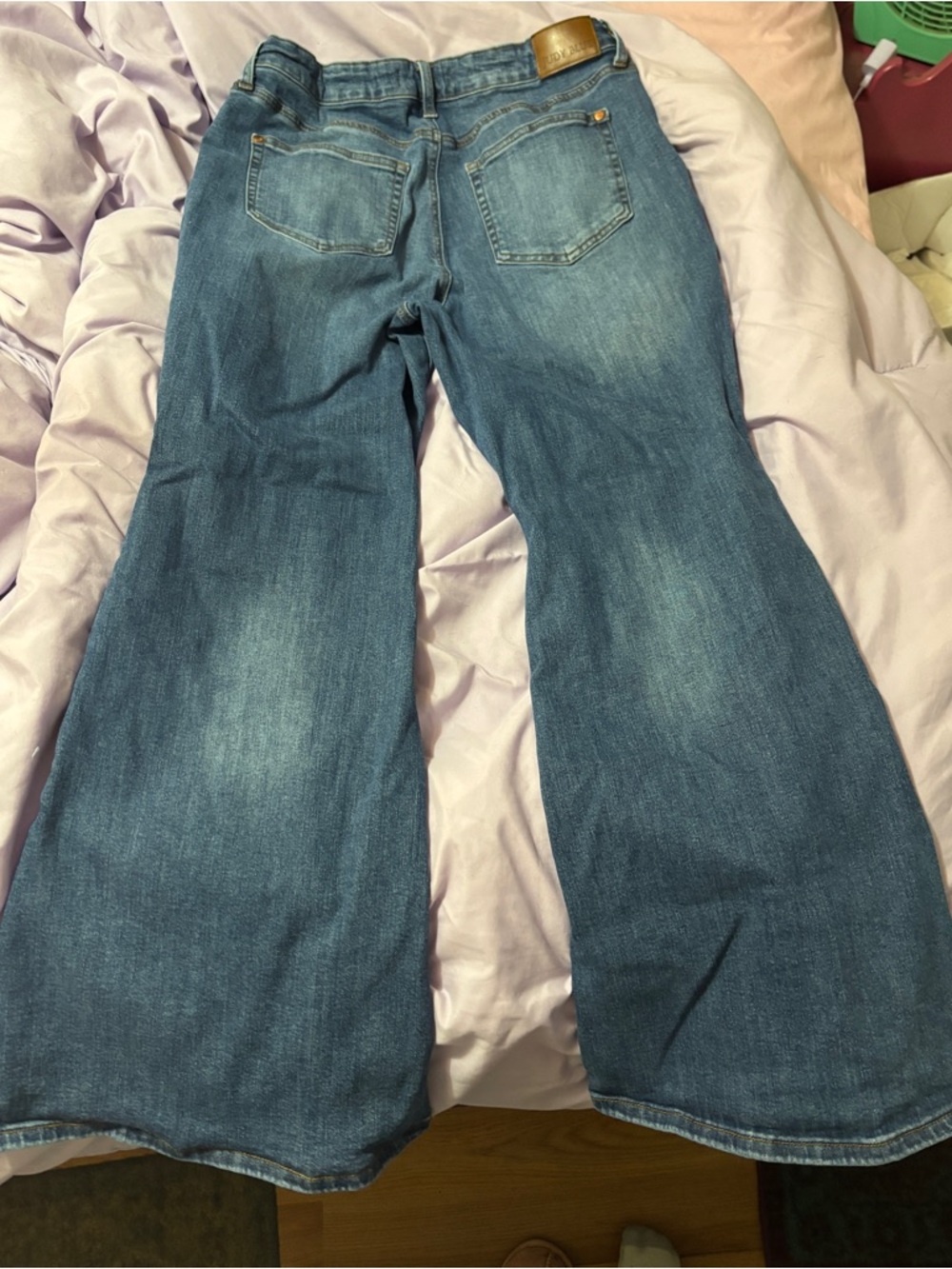 Judy Blue Light Blue Flare Jeans with Panel Seams so flattering! 16W - Picture 8 of 9